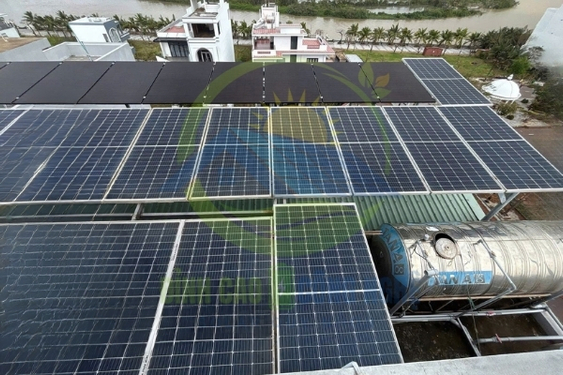 khắc phục hệ thống điện năng lượng sau bão số 13