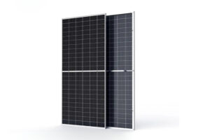 TẤM PIN JA Solar 595W