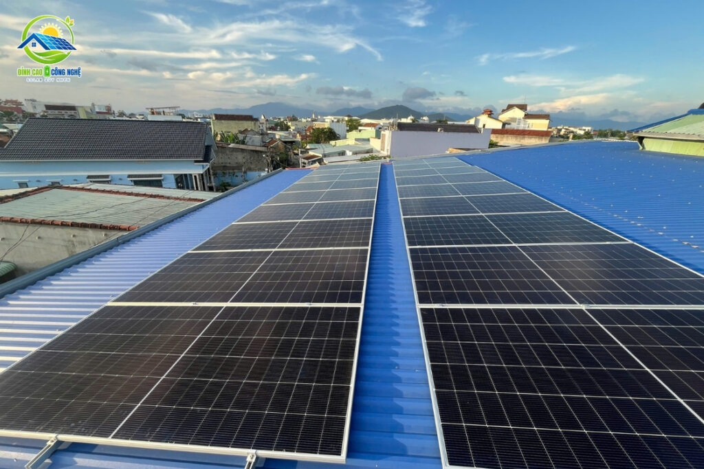 Hệ thống điện mặt trời hybrid 11kwp cho khách hàng tại An Nhơn