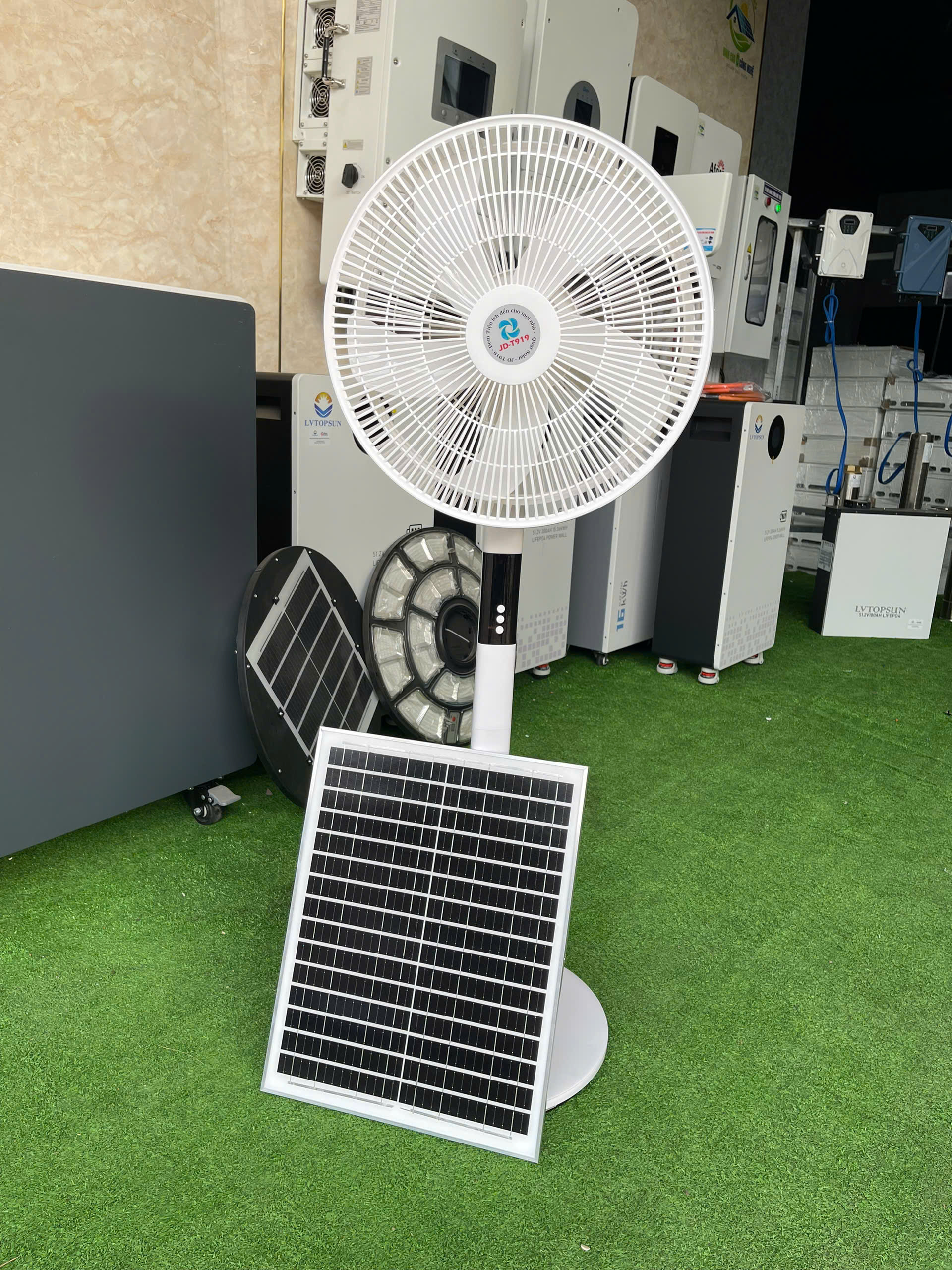 Quạt cây Sinic QD-16FAN