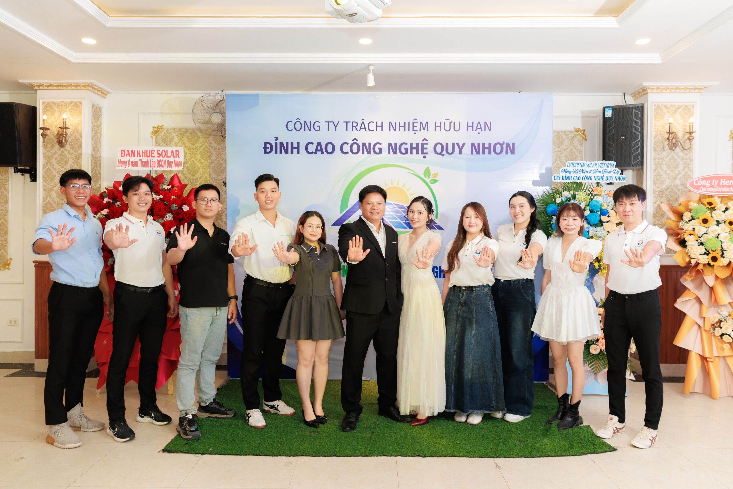 HÀNH TRÌNH 8 NĂM ĐỈNH CAO CÔNG NGHỆ QUY NHƠN
