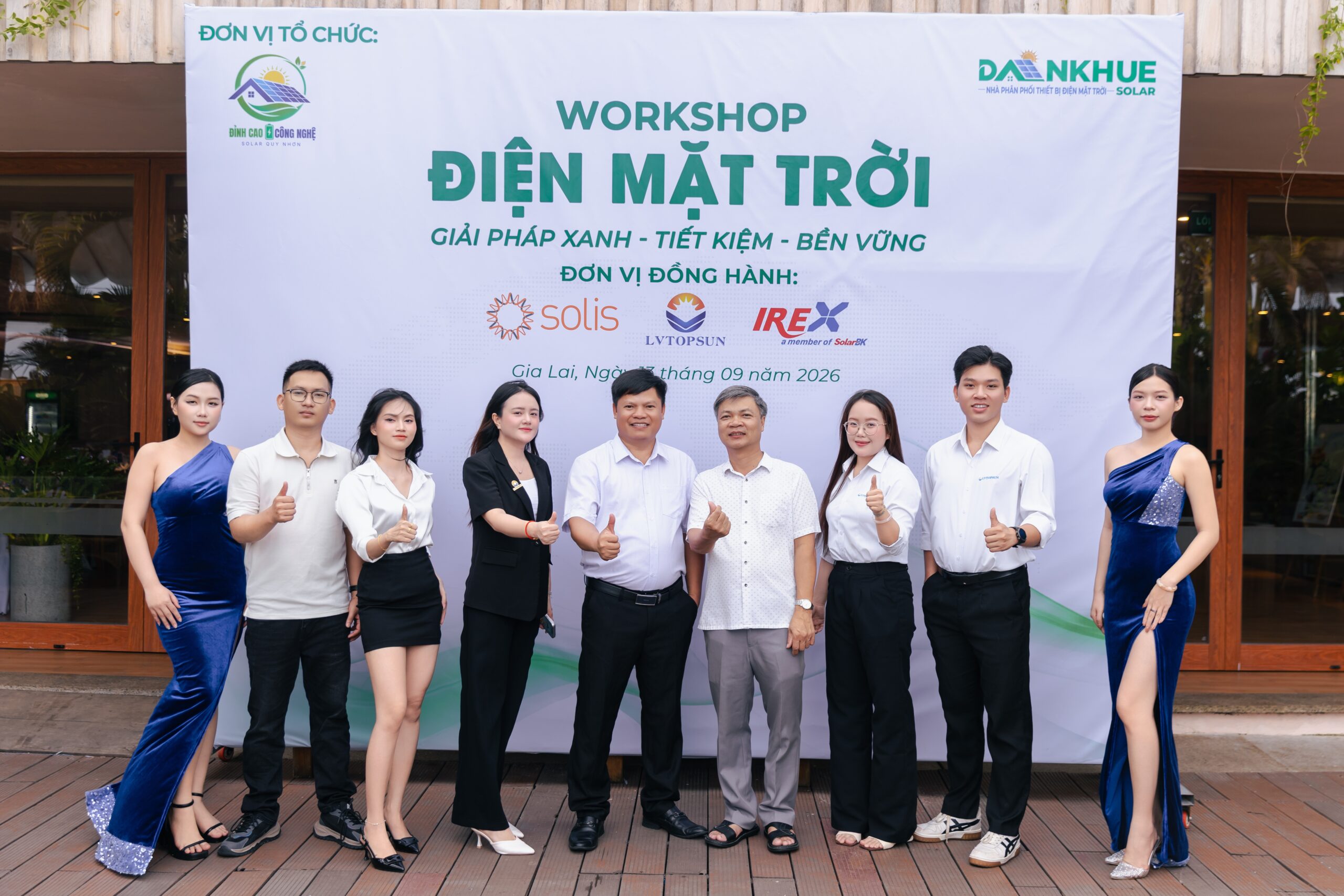 Workshop còn được Đỉnh Cao Công Nghệ Quy Nhơn và Đan Khuê Solar chuẩn bị bài bản
